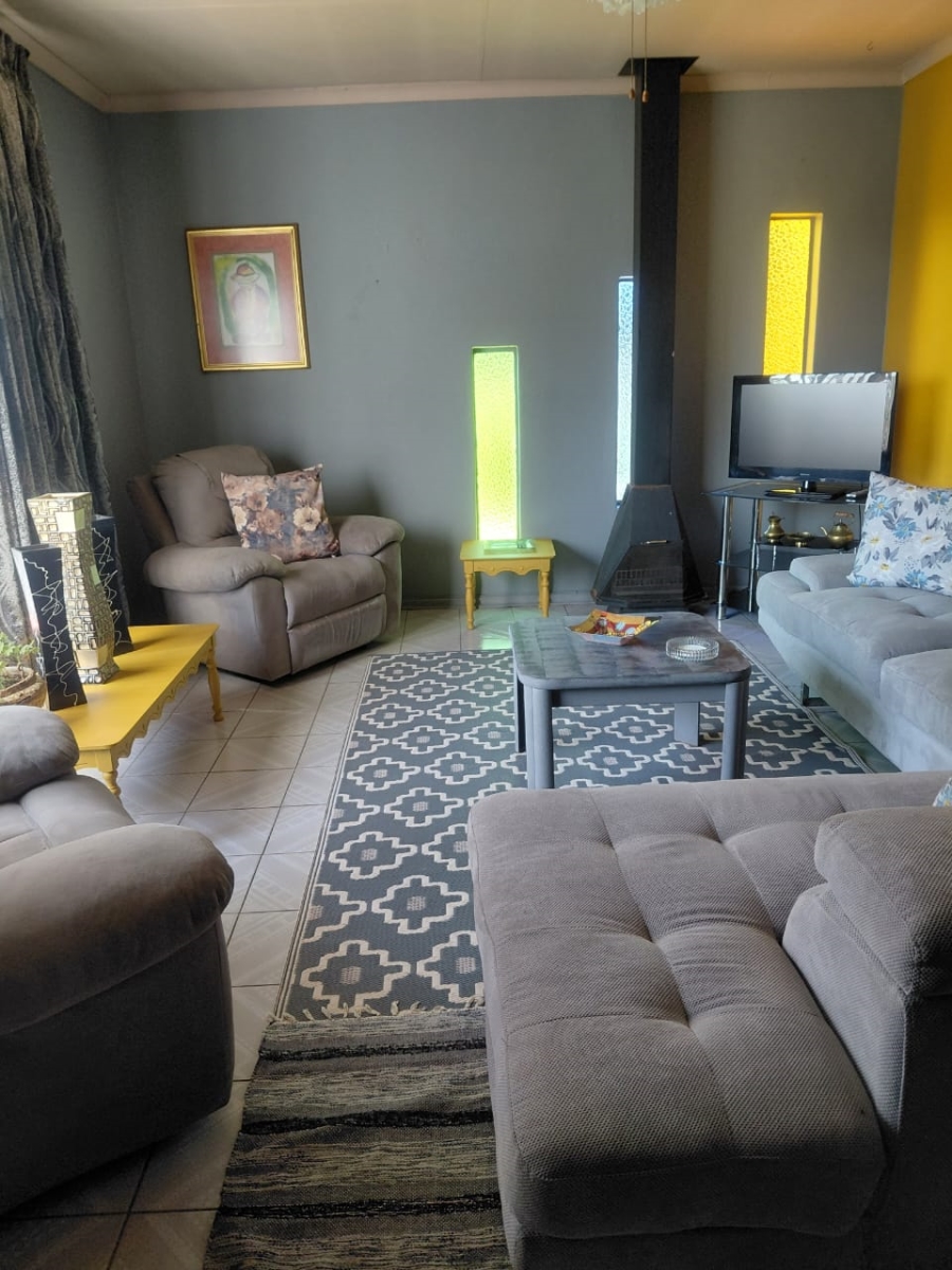 3 Bedroom Property for Sale in Oranjeville Free State